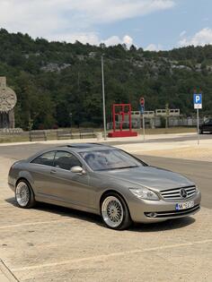Mercedes Benz - CL 500 - V8