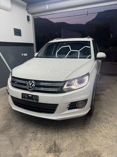 Volkswagen - Tiguan - R
