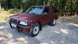 Opel - Frontera - 2.0i