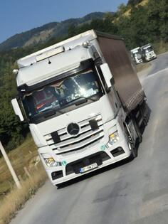 Mercedes Benz - actros 1845