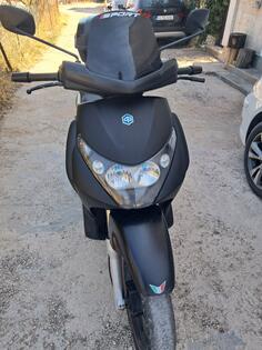 Piaggio - pijago250 ie sport