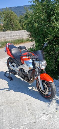 Suzuki - GSR-600