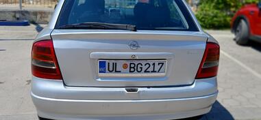 Opel - Astra - 2,0