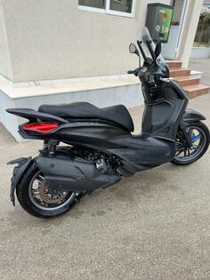 Piaggio - Beverly 400 S