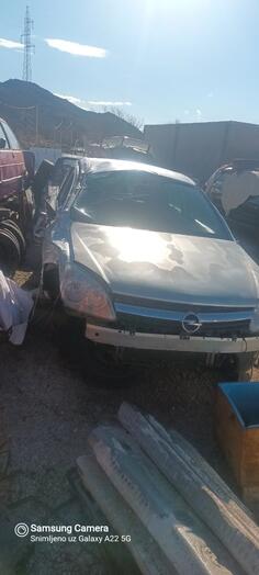 Opel - Astra - 1600