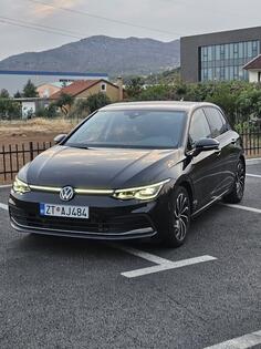 Volkswagen - Golf 8 - 2.0 TDI DSG