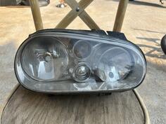 Desni far za Volkswagen - Golf 4    - 1999-2004