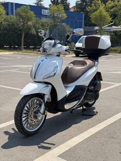 Piaggio - Beverly 300 IE