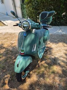 Piaggio - VESPA GTS 310 ANNIVERSARY