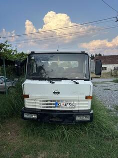 Nissan - L45