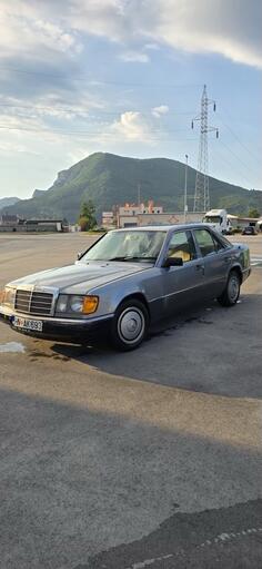 Mercedes Benz - E 300 - 3.0 83kw