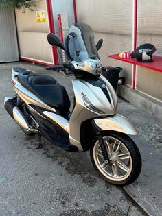 Piaggio - Beverly