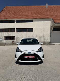 Toyota - Yaris - 1.5 hybrid- automatik
