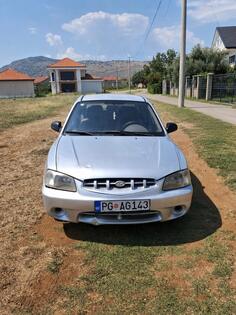 Hyundai - Accent  - 1.3