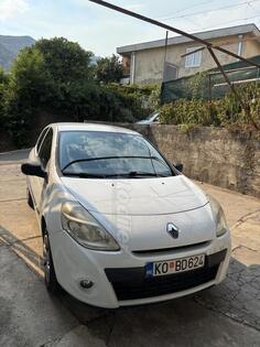 Renault - Clio - 1.5 DCI