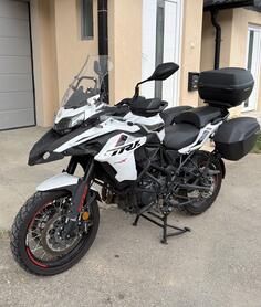 Benelli - TRK 502 X