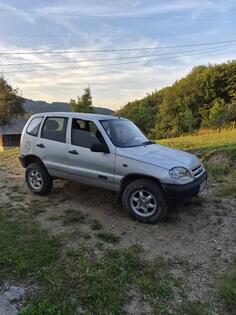 Chevrolet - Niva - 1.7i