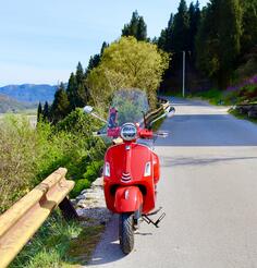 Piaggio - Vespa