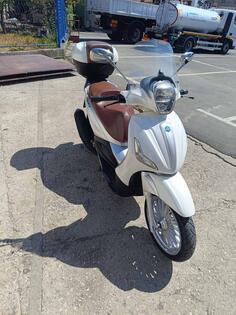 Piaggio - Beverly