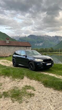 BMW - X5 M50
