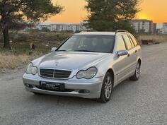 Mercedes Benz - C 220 - mercedes Benz