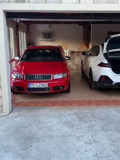 Audi - S4 - 4.2 V8