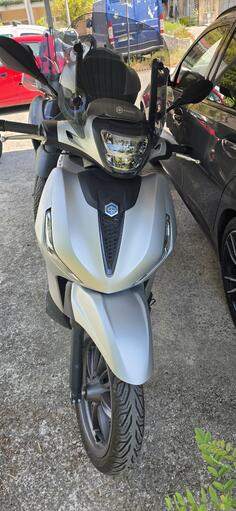 Piaggio - Beverly 300 S