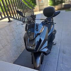 Kymco - skitovn