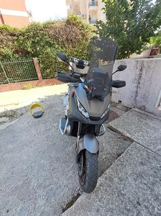 Honda - x adv 750