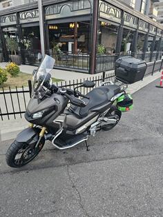 Honda - xadv