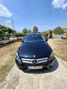 Mercedes Benz - B 180 - 1.6 benzin