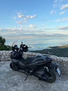Honda - ADV 350