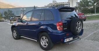 Toyota - RAV 4 - 2.0