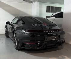 Porsche - 911 - Carrera 4S
