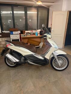 Piaggio - beverly