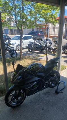 Yamaha - YZF-R125