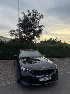 BMW - 540 - D X DRIVE