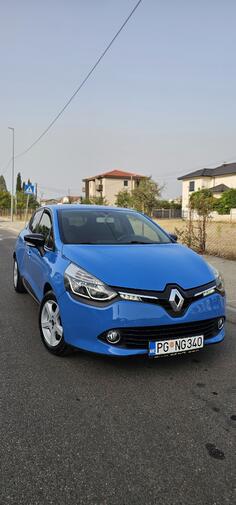 Renault - Clio - 0.9