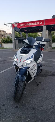 NAS - SKAY SUPERSPORT 4T