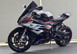 BMW - S1000RR