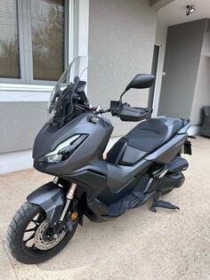 Honda - ADV 350