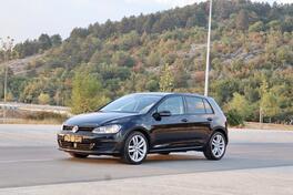 Volkswagen - Golf 7 - 1.6 TDI DSG