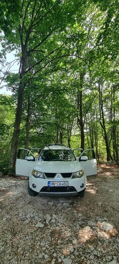 Mitsubishi - Outlander - 2.0