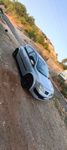 Renault - Megane - 1.9 88kw