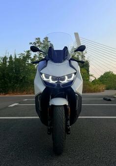 BMW - C400GT