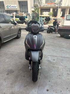 Piaggio - Beverly