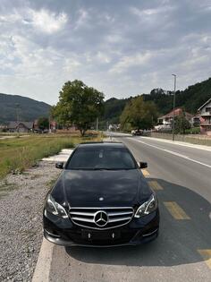 Mercedes Benz - E 220 - 220