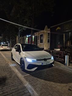 Volkswagen - Golf 8 - 2.0tdi