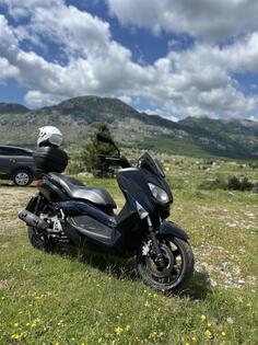Yamaha - xmax