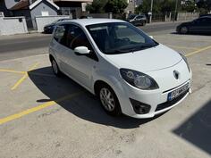 Renault - Twingo